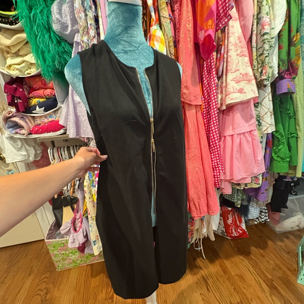 Black Sleeveless Zip-Up Dress
